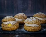 Ropogós képviselő fánk narancsos-vaníliás krémmel, csokihabbal recept fázis 15 fotója
