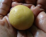 Foto langkah ke 5 dari resep Nastar Glowing Dengan Olesan Putih Telur.