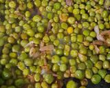 A picture of step 3 of Bihari Style Chura Matar.