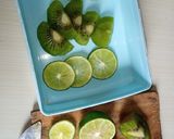 Foto langkah ke 2 dari resep Kiwi squash / kiwi mojito #10.