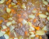 A picture of step 7 of Meat pie.