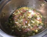 Une image de l'étape 8 de Omelette au jambon cru, oignon et herbes.