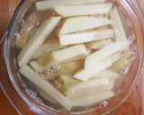 Foto del paso 2 de la receta: Papas a la francesa horneadas