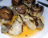 Foto del paso 4 de la receta: Corazón de alcachofas a la plancha, con aceite especiado de pasta de chile