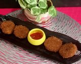 A picture of step 5 of Crispy Egg Patties.