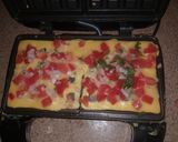 Foto del paso 2 de la receta: Waffle huevo a la mexicana
