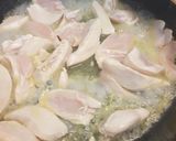 A picture of step 2 of Pollo e peperoni.