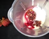 A picture of step 1 of Gulkand Shake.