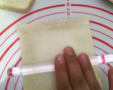 Foto langkah ke 1 dari resep Pisang Coklat Keju Roti Tawar.