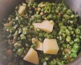 A picture of step 2 of Yardlong beans sabji.