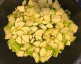 Une image de l'étape 2 de Courgettes, épinard avec sardines.