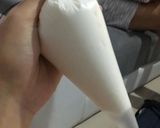 Foto langkah ke 1 dari resep Whipped cream hanya 3 bahan.