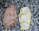 Foto del paso 4 de la receta Pan de nueces con 3 quesos al horno