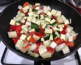 Foto del paso 2 de la receta: Rape con verduras a la provenzal y patatas a las finas hierbas