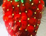 A picture of step 5 of Strawberry cake.