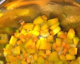 Hình bước làm 2 của món Soup bí đỏ (Pumpkim Soup)