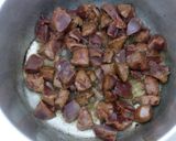 A picture of step 2 of Stewed liver and vegetables.