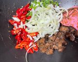 Foto langkah ke 4 dari resep Sapi Lada Hitam.