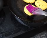 A picture of step 5 of Paneer coconut tikki.