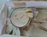A picture of step 2 of Banana shake.