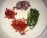 A picture of step 1 of Veggie sausage mix noodles.