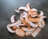 Hình bước làm 3 của món 🌱 Bún Tàu Trộn Nấm Xào Giá Chay (Vegan)