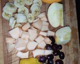 A picture of step 1 of Fruit Chaat With Orange Juice 🍊 😋.