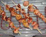 Foto del paso 4 de la receta: Pinchos de pavo a la parrilla
