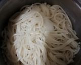 A picture of step 2 of Singaporian rice.