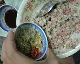 Hình bước làm 3 của món Hến xào thịt xay bơ cay