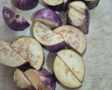 Foto langkah ke 1 dari resep Pad Makua Yao (Tumis Terong Kemangi) khas Thailand.