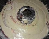 A picture of step 7 of Red velvet marble cake #Idulfitrirecipescontest.