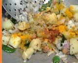 A picture of step 4 of Kaanda Poha.