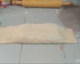 Foto del paso 8 de la receta: Stromboli (Pan italiano relleno) con Pollo y Champiñones