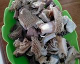 Foto langkah ke 1 dari resep Ongseng Mercon Babat sapi.