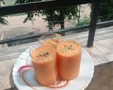 A picture of step 4 of Orange & Mango Margarita.