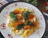 Foto del paso 5 de la receta: Huevos rotos con chistorra