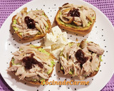 Foto del paso 4 de la receta: Tostas con aguacate y pollo