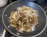 A picture of step 2 of Tamago donburi (egg rice bowl).