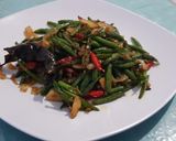 Foto langkah ke 5 dari resep Tumis Buncis Saus Tiram.