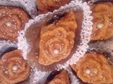 حلوة مقروض العسل