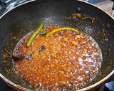 A picture of step 6 of Chok Wangun (Kashmiri-style Tangy Brinjals).