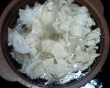 Foto langkah ke 2 dari resep Sayur Sop Bakso Sederhana.