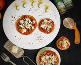 ભાખરી પીઝા (Bhakhri Pizza Recipe In Gujarati) રેસીપી સ્ટેપ5ફોટો