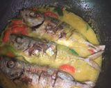 Foto langkah ke 3 dari resep Kembung bumbu kuning.