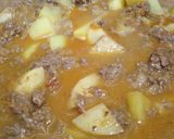 A picture of step 4 of Qeema Aloo.