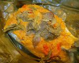 Foto langkah ke 5 dari resep Pepes (Ikan) Tempoyak a.k.a Banana leaf wrapped spiced fish with fermented durian paste.
