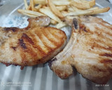 Foto del paso 3 de la receta: Chuletas de cerdo ibérico en salsa de pimienta verde 🐷🐽