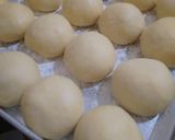 Foto langkah ke 4 dari resep Roti sobek.