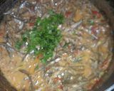 A picture of step 5 of Omena in coconut milk.